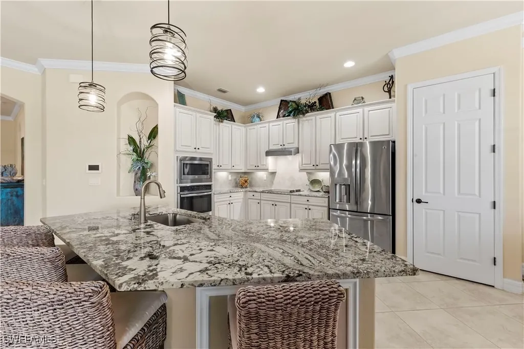28548 Longford Court Bonita Springs FL 34135