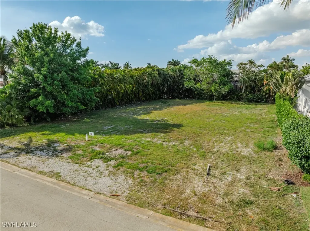 505 Turtle Hatch Road Naples FL 34103