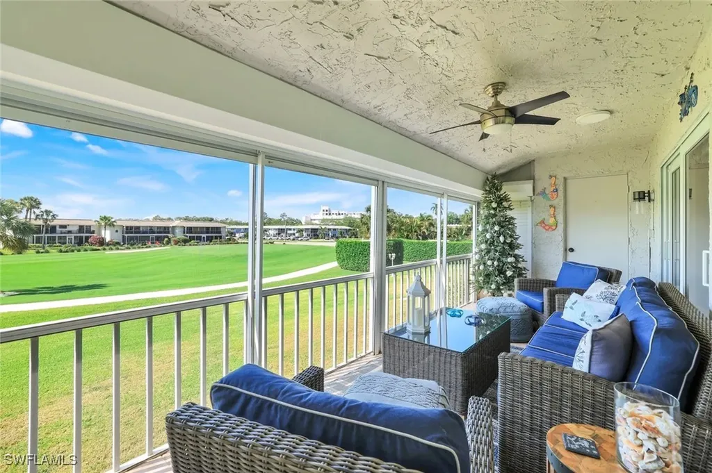 112 Penny Lane Naples FL 34112