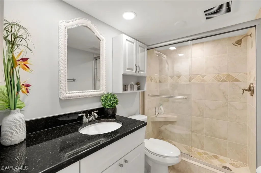 112 Penny Lane Naples FL 34112