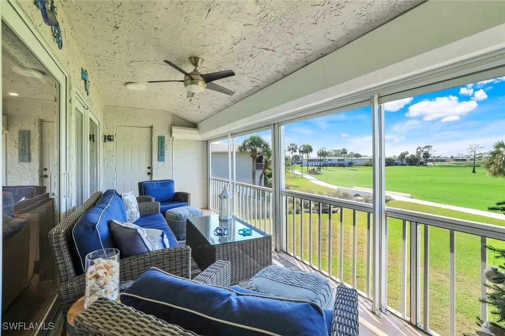 112 Penny Lane Naples FL 34112