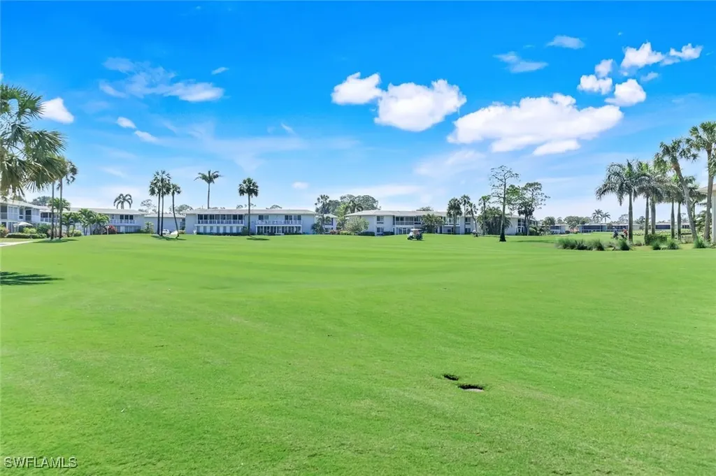 112 Penny Lane Naples FL 34112