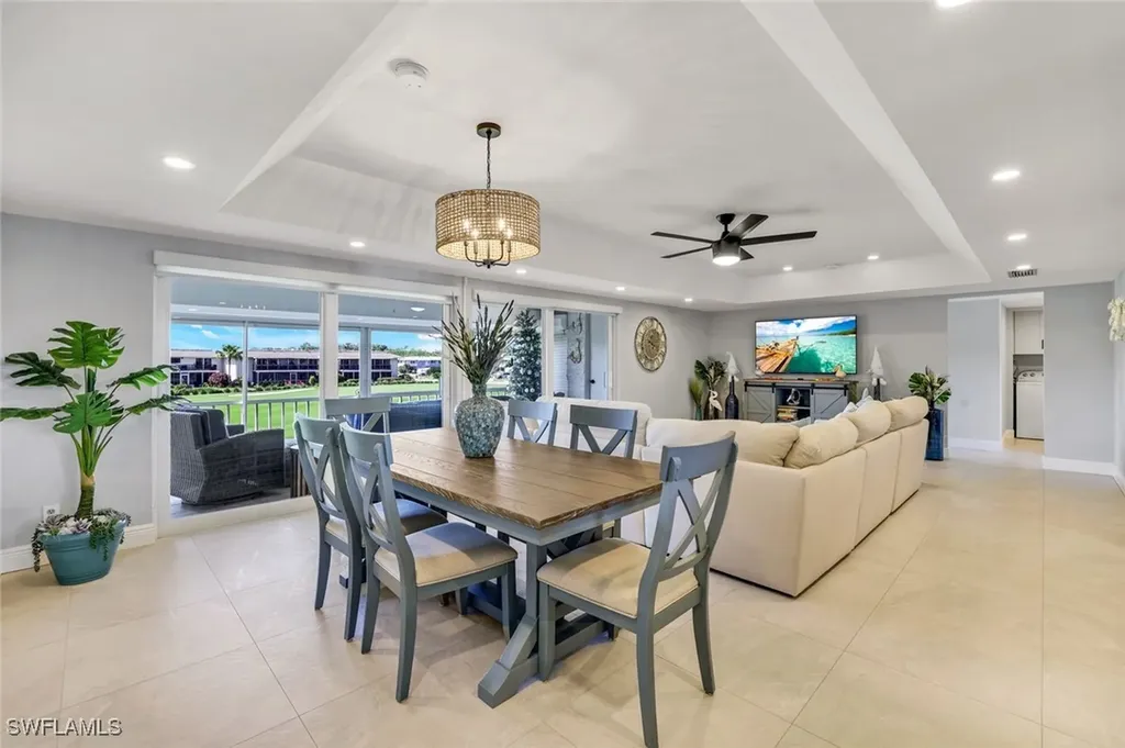 112 Penny Lane Naples FL 34112