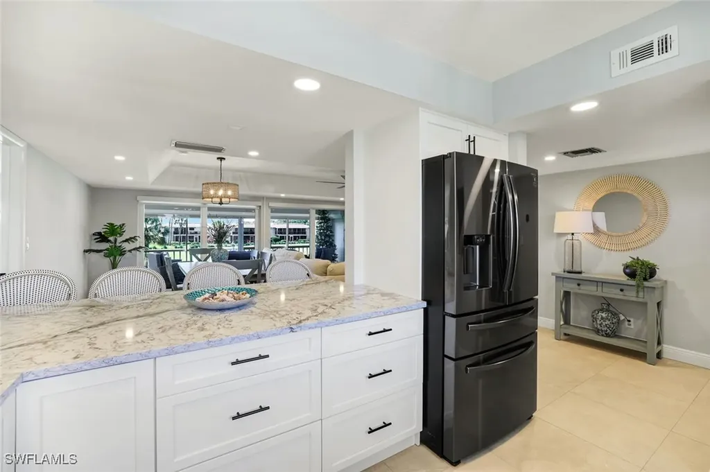 112 Penny Lane Naples FL 34112