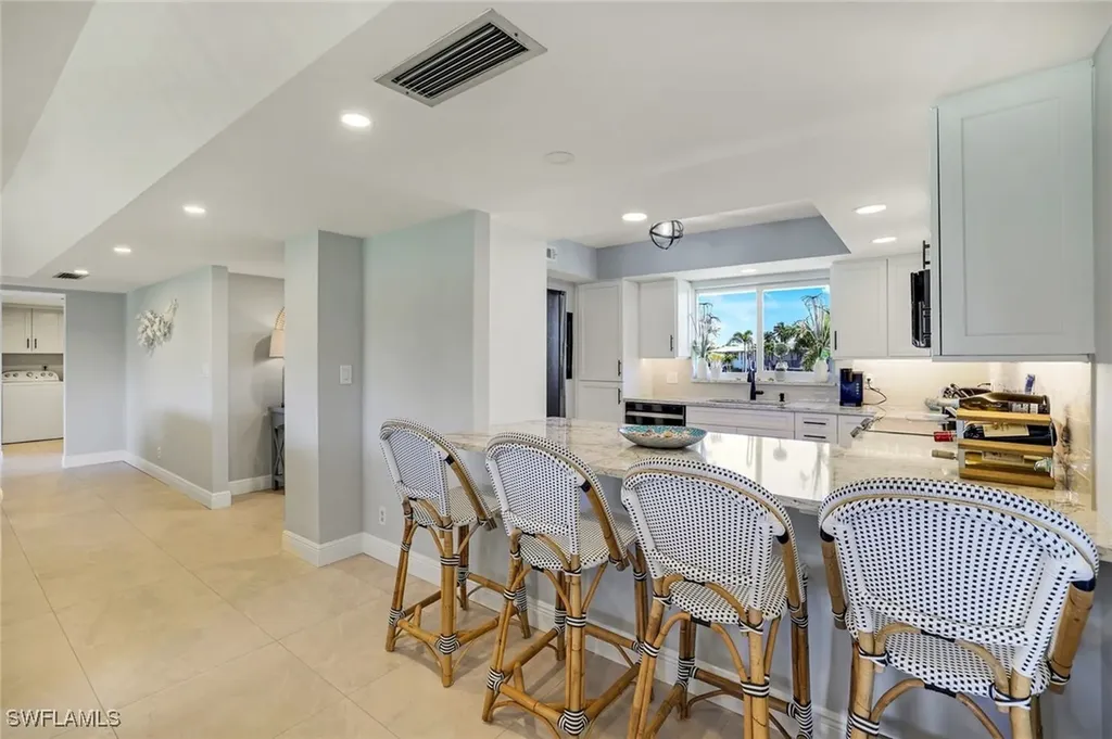112 Penny Lane Naples FL 34112