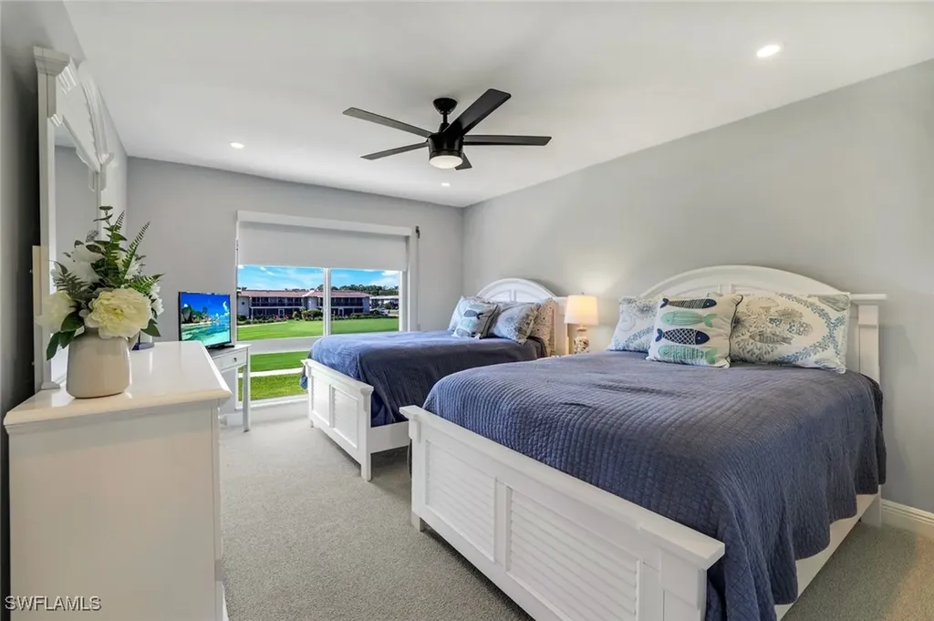 112 Penny Lane Naples FL 34112