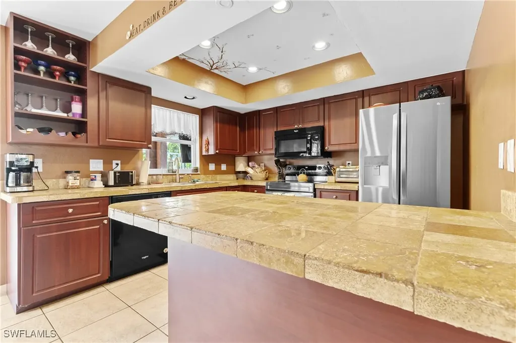2720 SW 32nd Street Cape Coral FL 33914