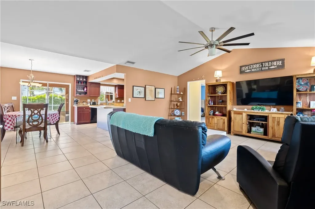 2720 SW 32nd Street Cape Coral FL 33914