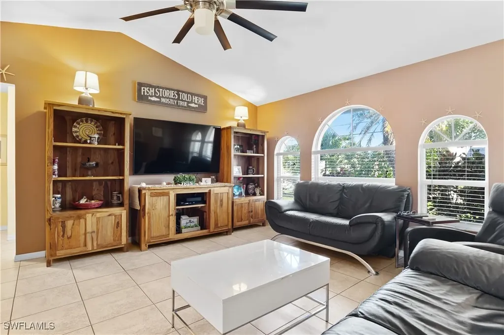 2720 SW 32nd Street Cape Coral FL 33914