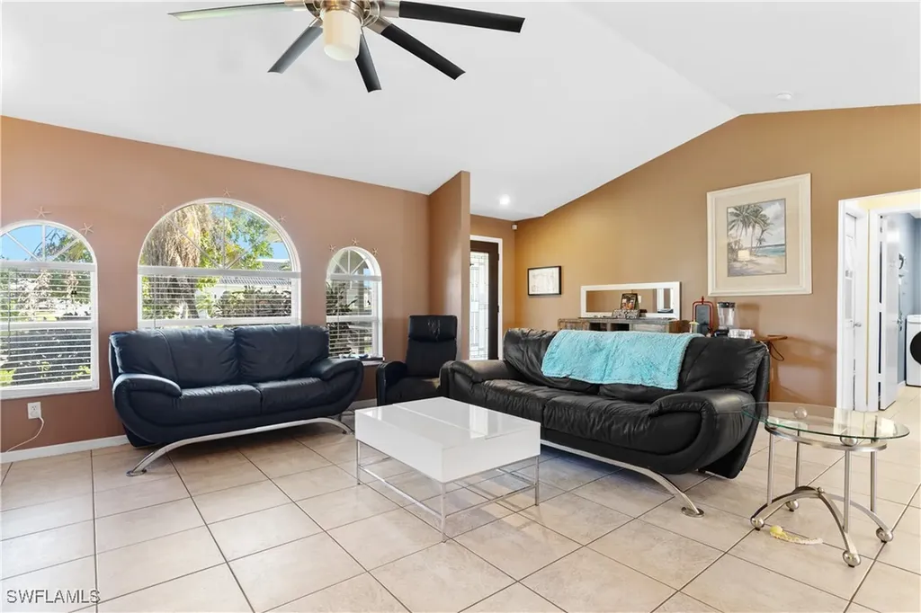 2720 SW 32nd Street Cape Coral FL 33914