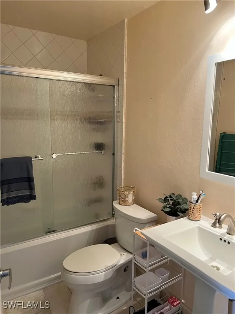 1055 Palm Avenue North Fort Myers FL 33903