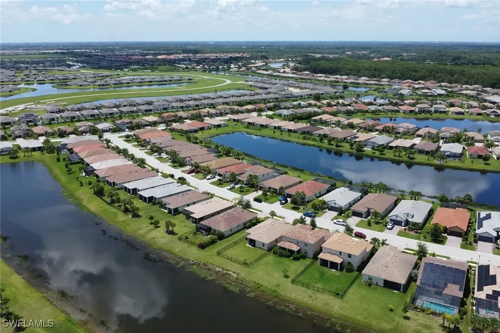 16052 Palmetto Prairie Drive Alva FL 33920