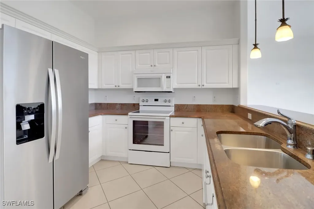 3283 Potomac Court Naples FL 34120