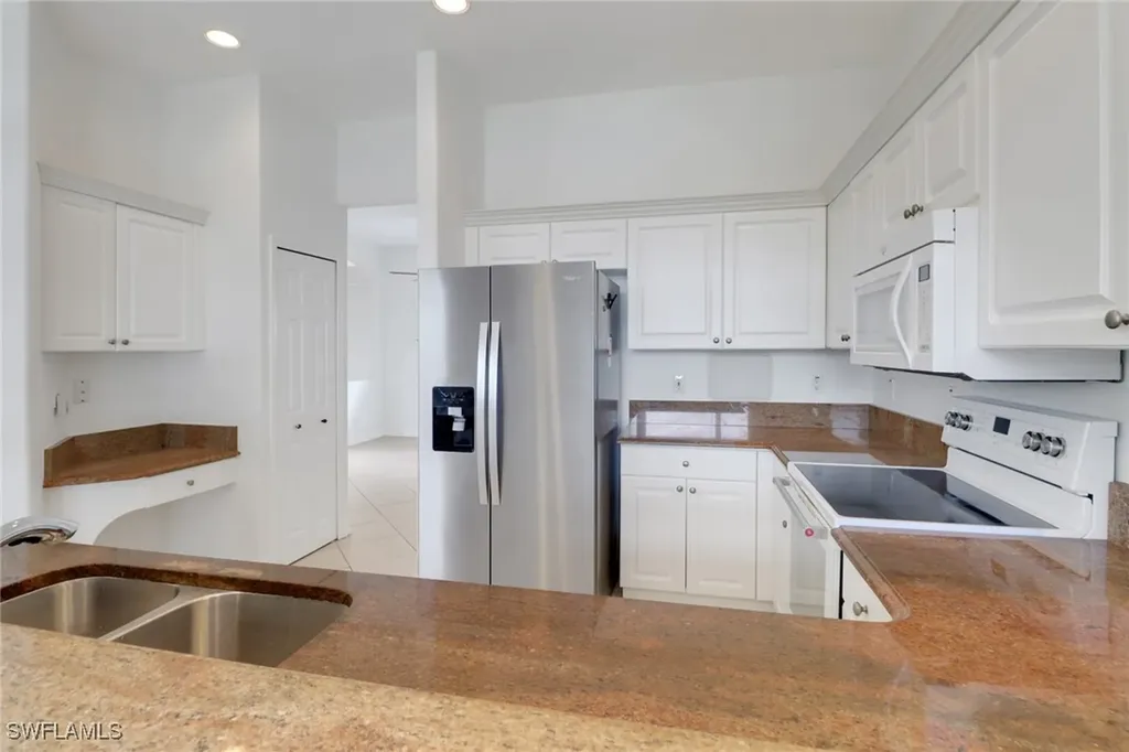 3283 Potomac Court Naples FL 34120