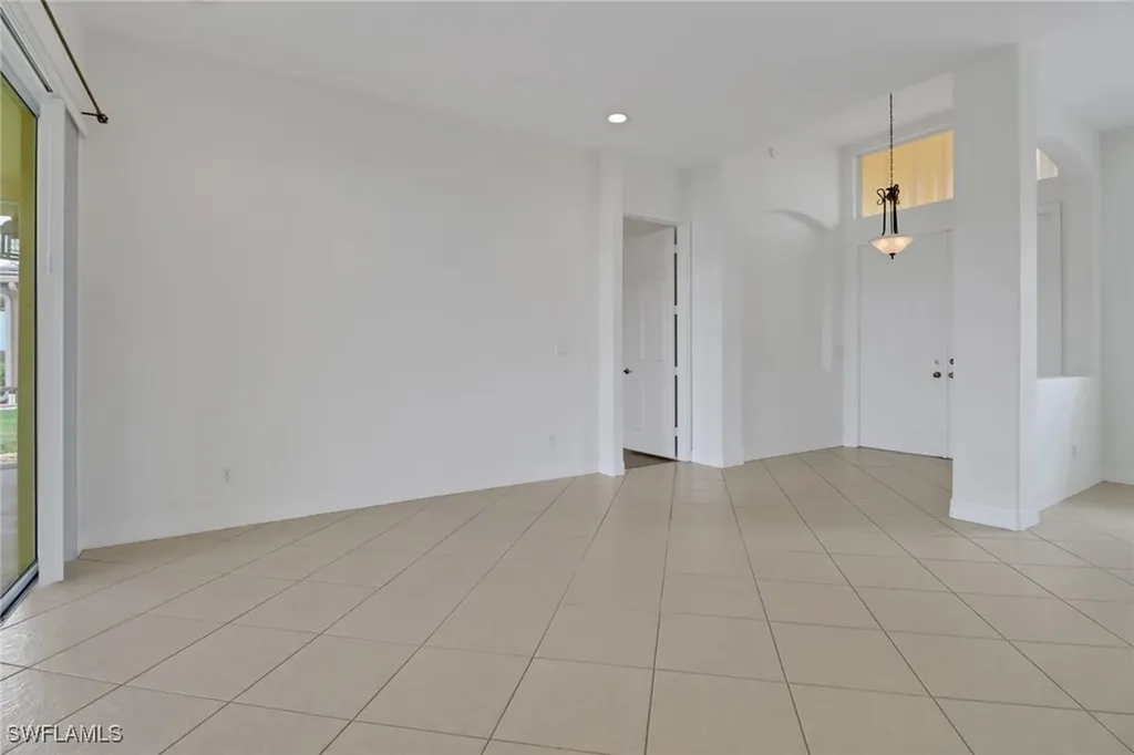 3283 Potomac Court Naples FL 34120