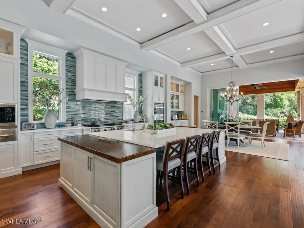 364 Colony Drive Naples FL 34108