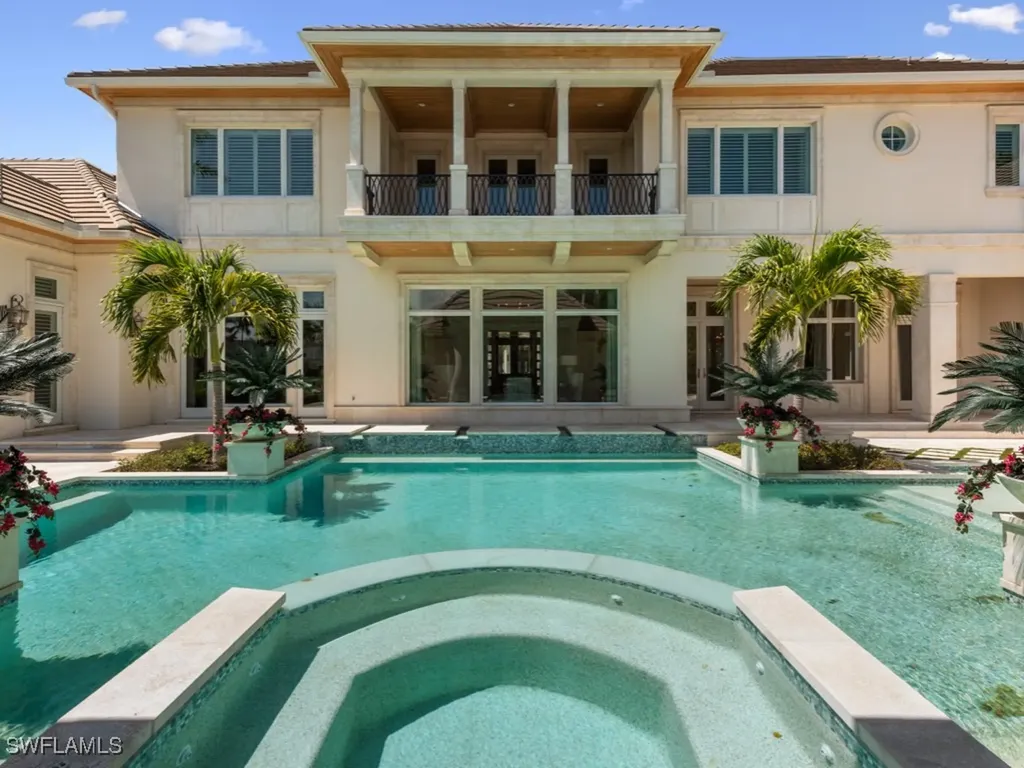 364 Colony Drive Naples FL 34108