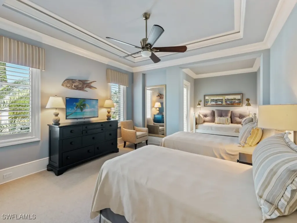 364 Colony Drive Naples FL 34108