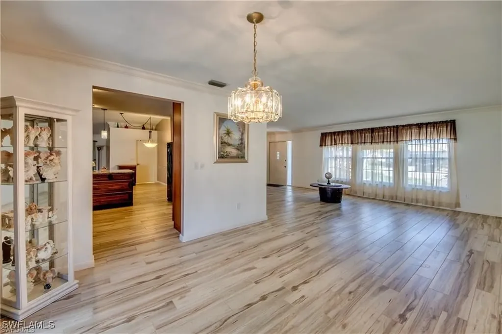 3708 SE 16th Place Cape Coral FL 33904