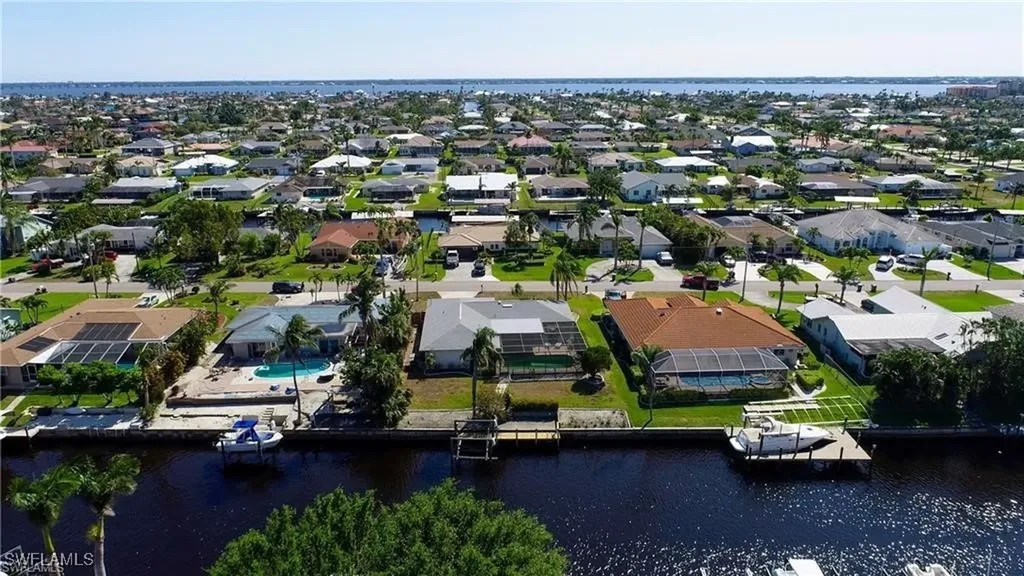 3708 SE 16th Place Cape Coral FL 33904