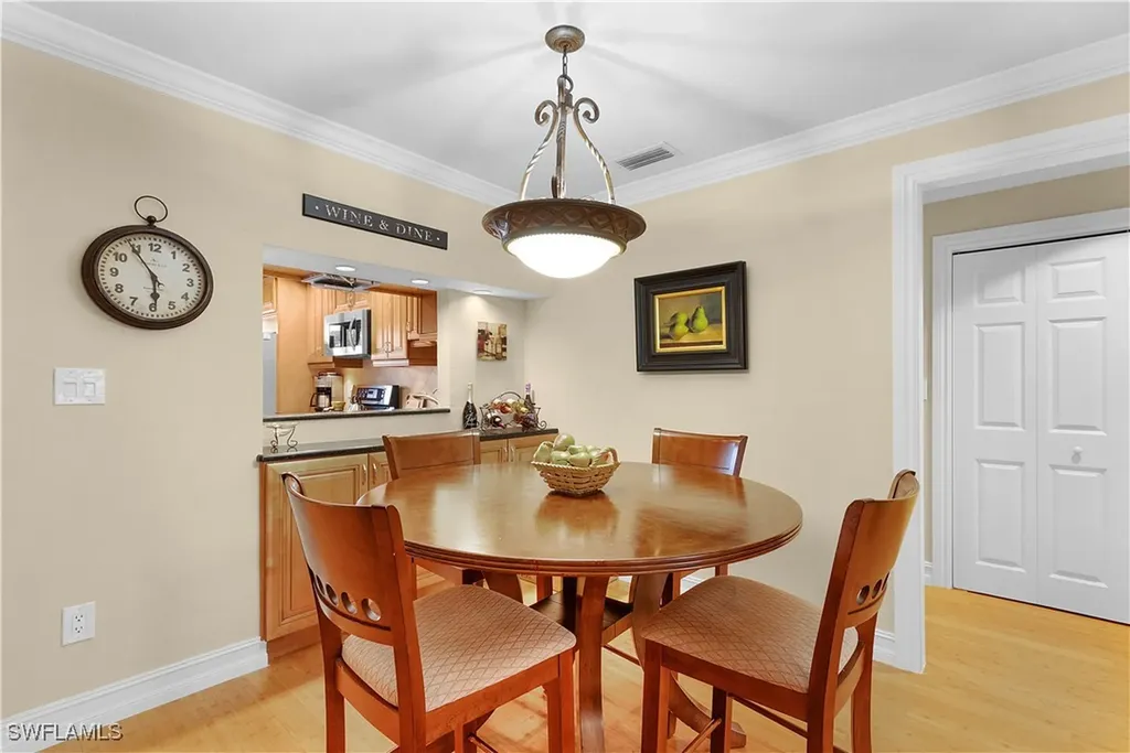 3370 10th Street N Naples FL 34103