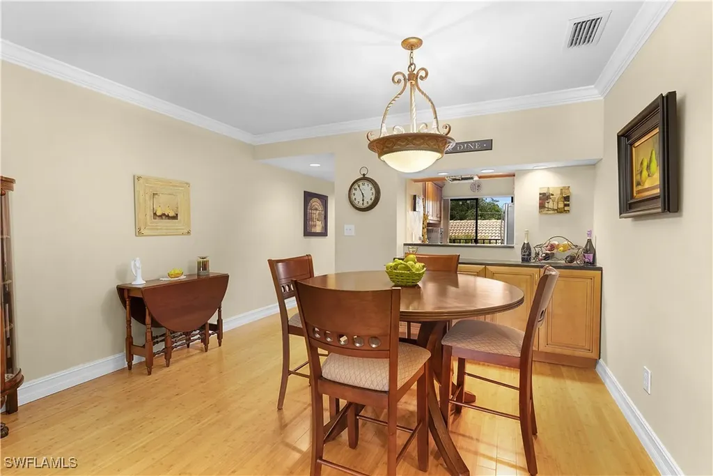 3370 10th Street N Naples FL 34103