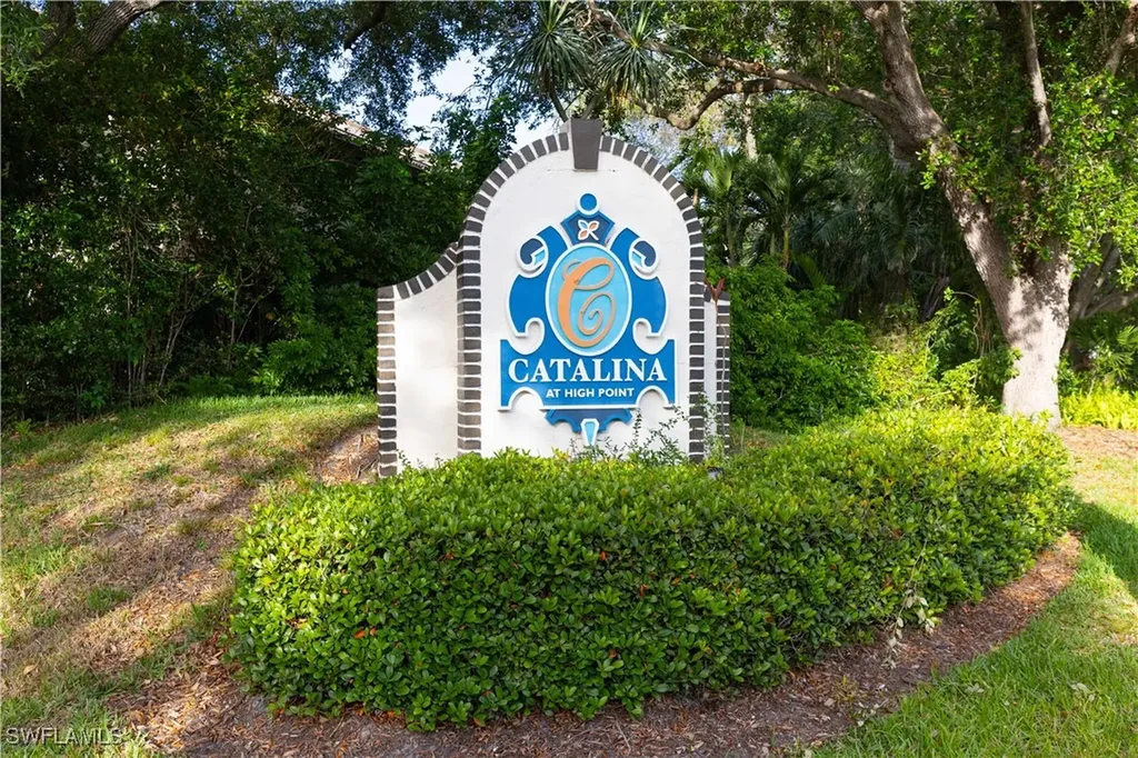 3370 10th Street N Naples FL 34103