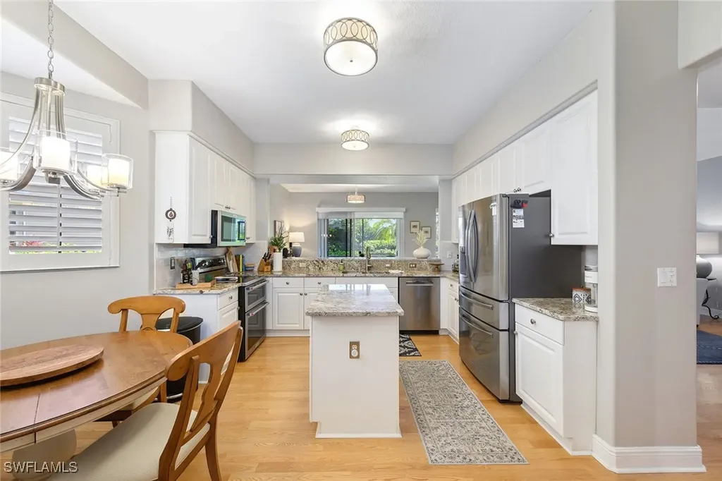 658 Vintage Reserve Circle Naples FL 34119