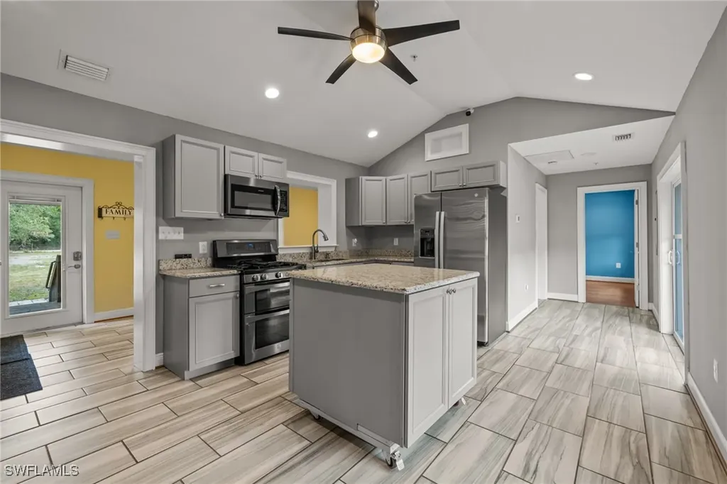 23230 Linda Lee Way Fort Myers FL 33913