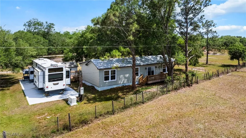 23230 Linda Lee Way Fort Myers FL 33913