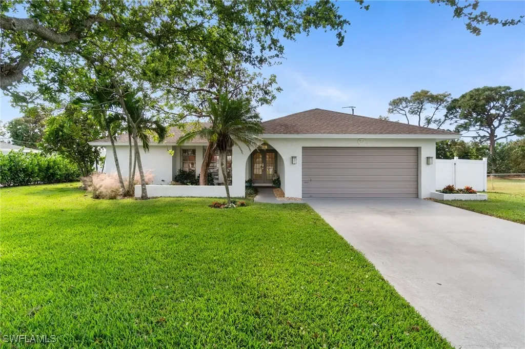 54 2nd Street Bonita Springs FL 34134