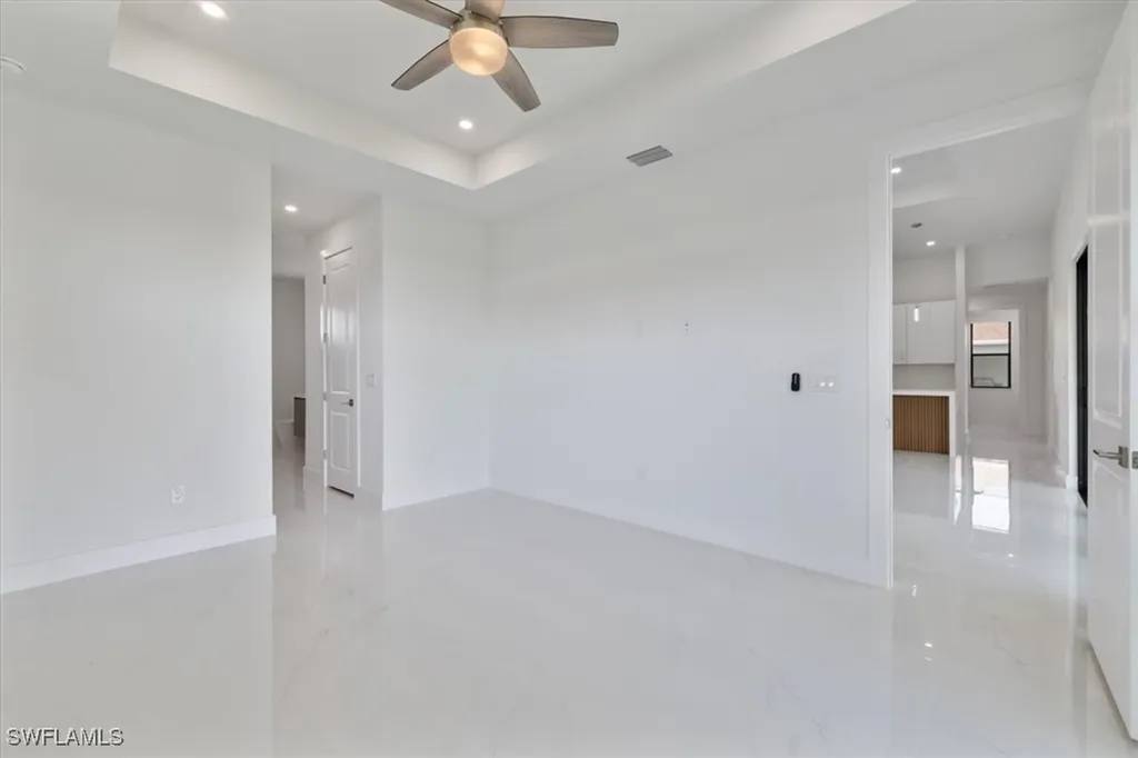 2500 NW 7th Street Cape Coral FL 33993