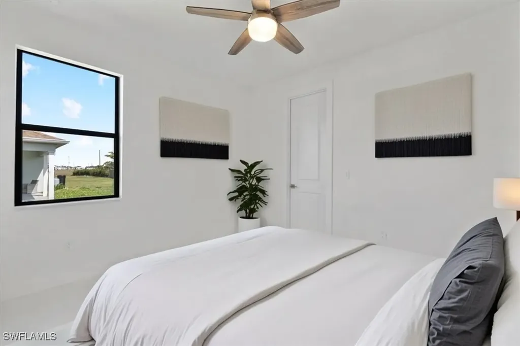 2500 NW 7th Street Cape Coral FL 33993