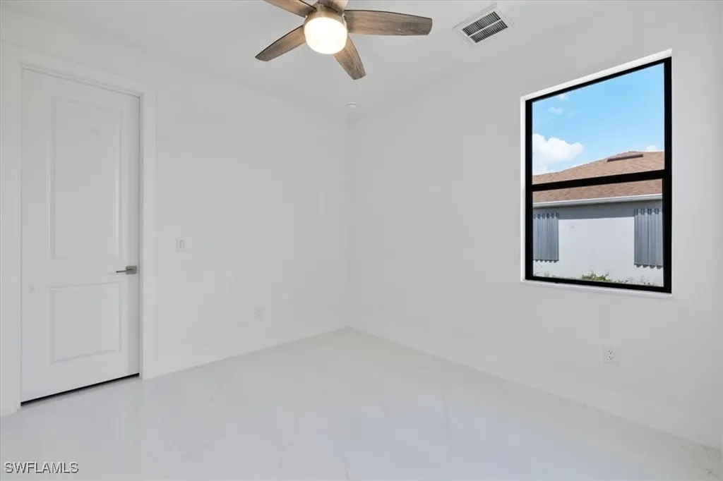 2500 NW 7th Street Cape Coral FL 33993