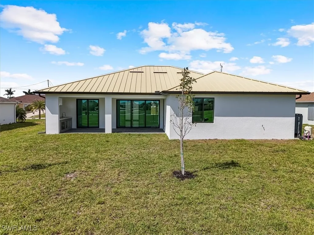 2500 NW 7th Street Cape Coral FL 33993