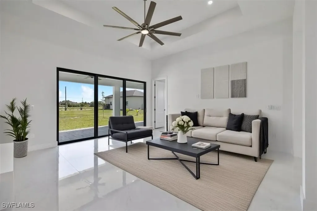 2500 NW 7th Street Cape Coral FL 33993