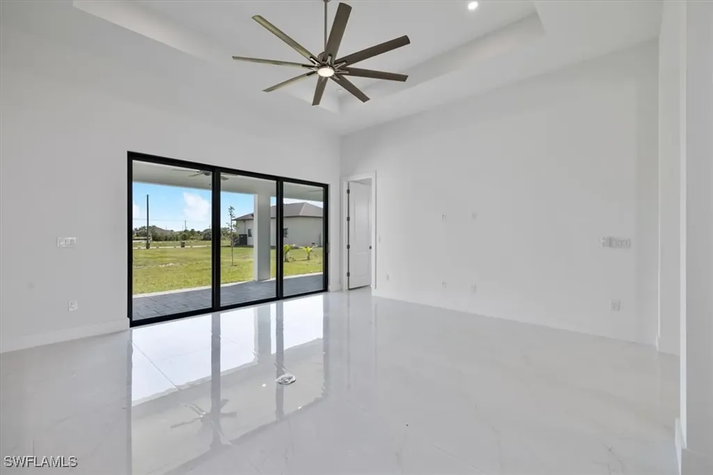 2500 NW 7th Street Cape Coral FL 33993