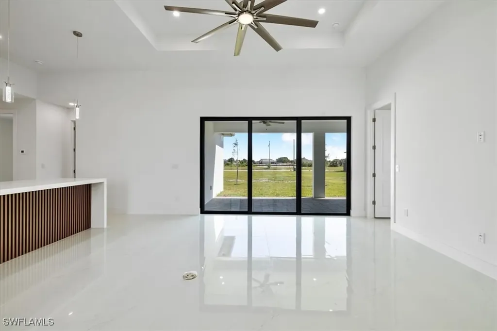 2500 NW 7th Street Cape Coral FL 33993