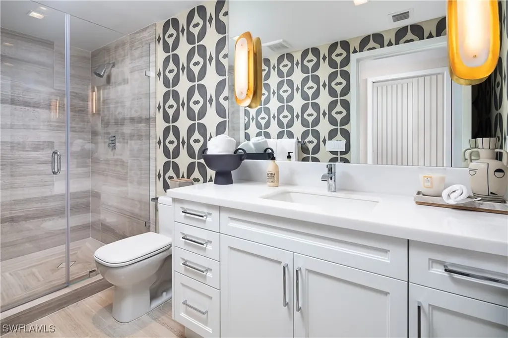 6897 Grenadier Boulevard Naples FL 34108