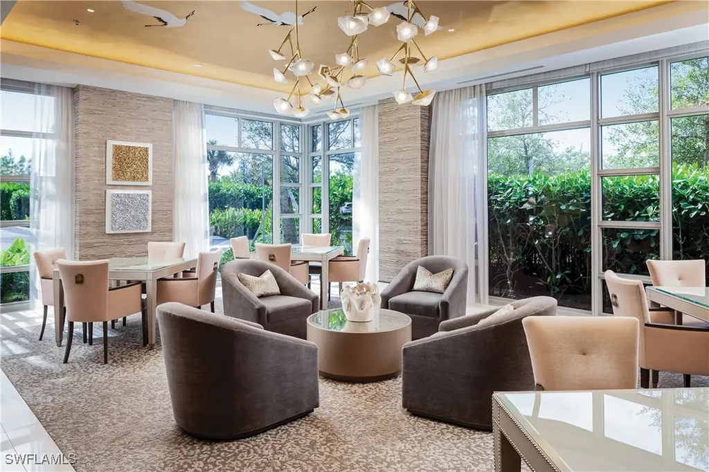 6897 Grenadier Boulevard Naples FL 34108