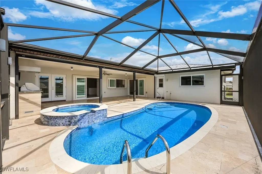 3010 SE 6th Avenue Cape Coral FL 33904