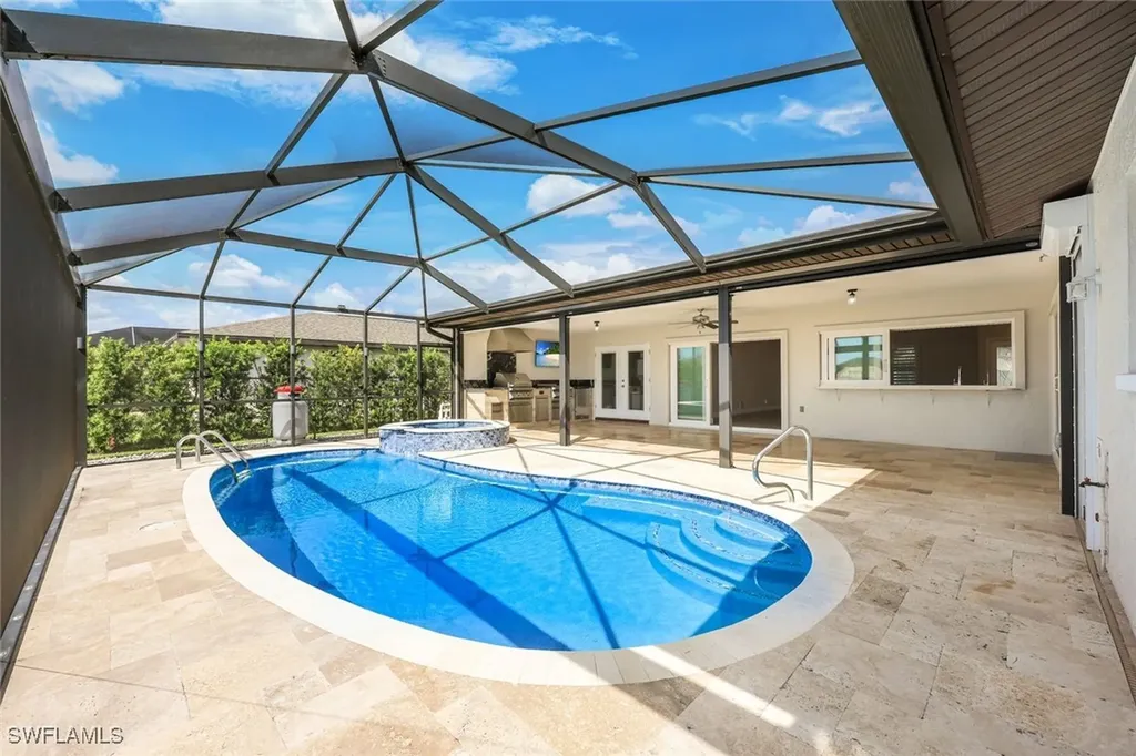 3010 SE 6th Avenue Cape Coral FL 33904