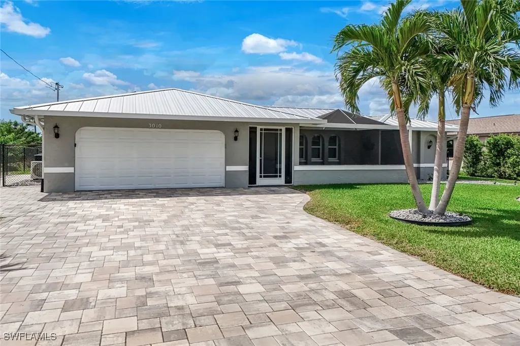 3010 SE 6th Avenue Cape Coral FL 33904
