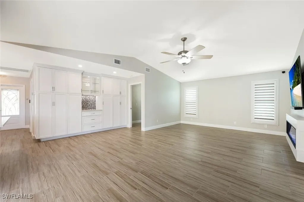 3010 SE 6th Avenue Cape Coral FL 33904