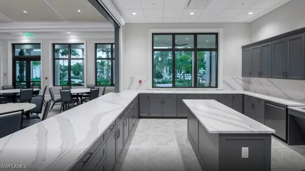 1784 Palomar Terrace Naples FL 34120