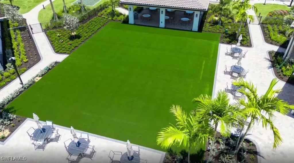 1784 Palomar Terrace Naples FL 34120