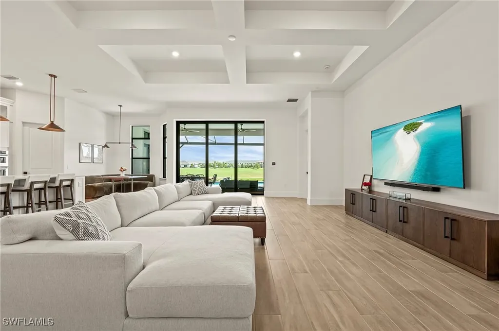 1784 Palomar Terrace Naples FL 34120