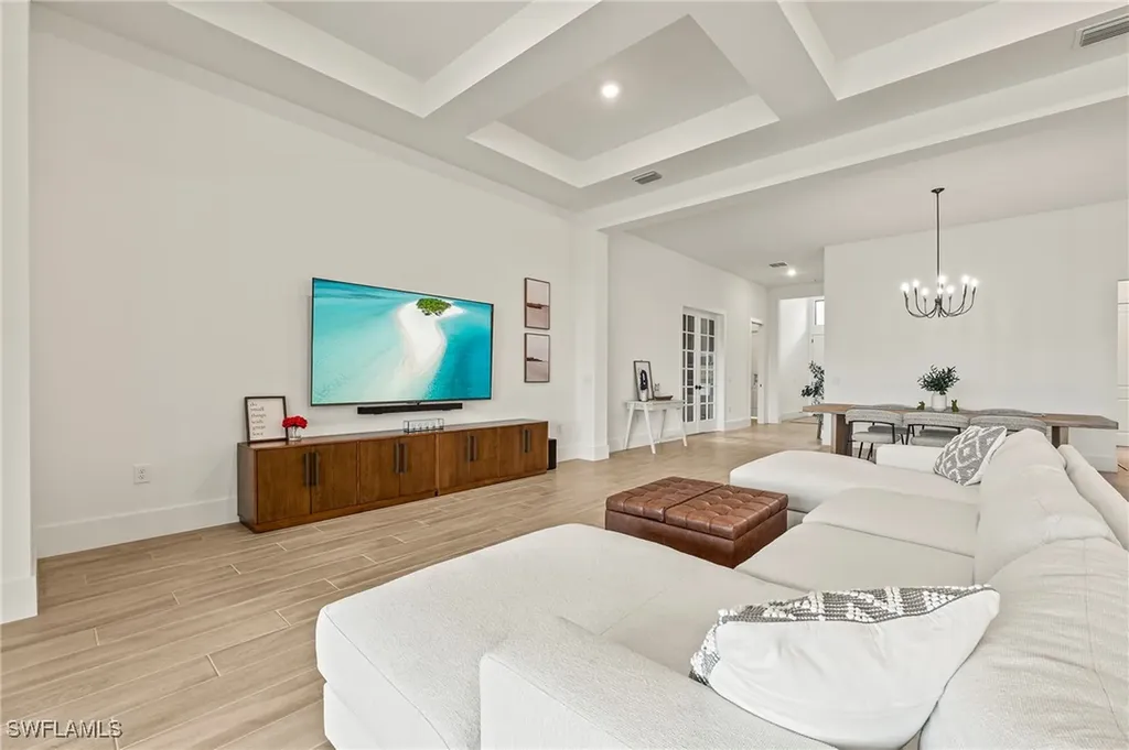 1784 Palomar Terrace Naples FL 34120