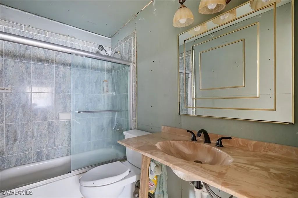 27620 Riverdale Lane Bonita Springs FL 34134