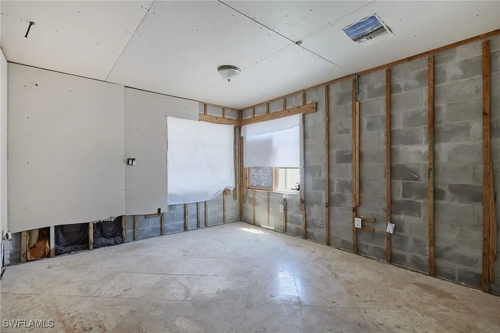 27620 Riverdale Lane Bonita Springs FL 34134